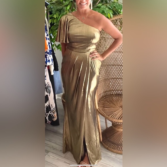Metallic gold maxi dress - Picture 1 of 1